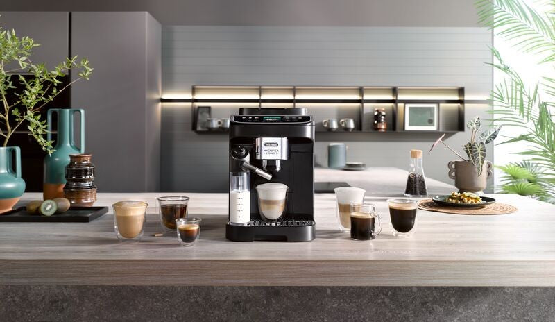 Máquina de Café De’Longhi Magnifica Evo Next / ECAM310.60.B preto - imagem 6