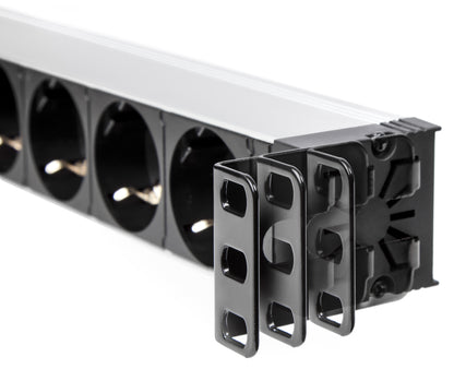 Tomada Múltipla Salicru SPS 4F+6F PDU SCH+C13/C14 - imagem 15