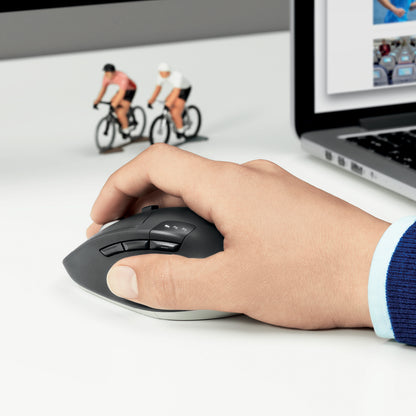 Rato Logitech M720 Triathlon / 910-004791 preto - imagem 17