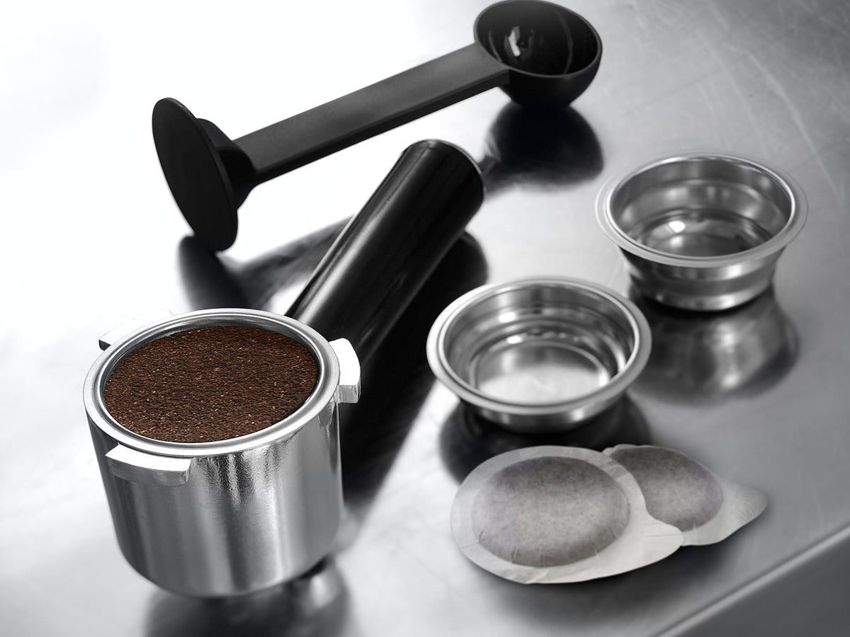 Máquina de Café De’Longhi EC685.R / EC685.R preto, vermelho, prateado - imagem 10