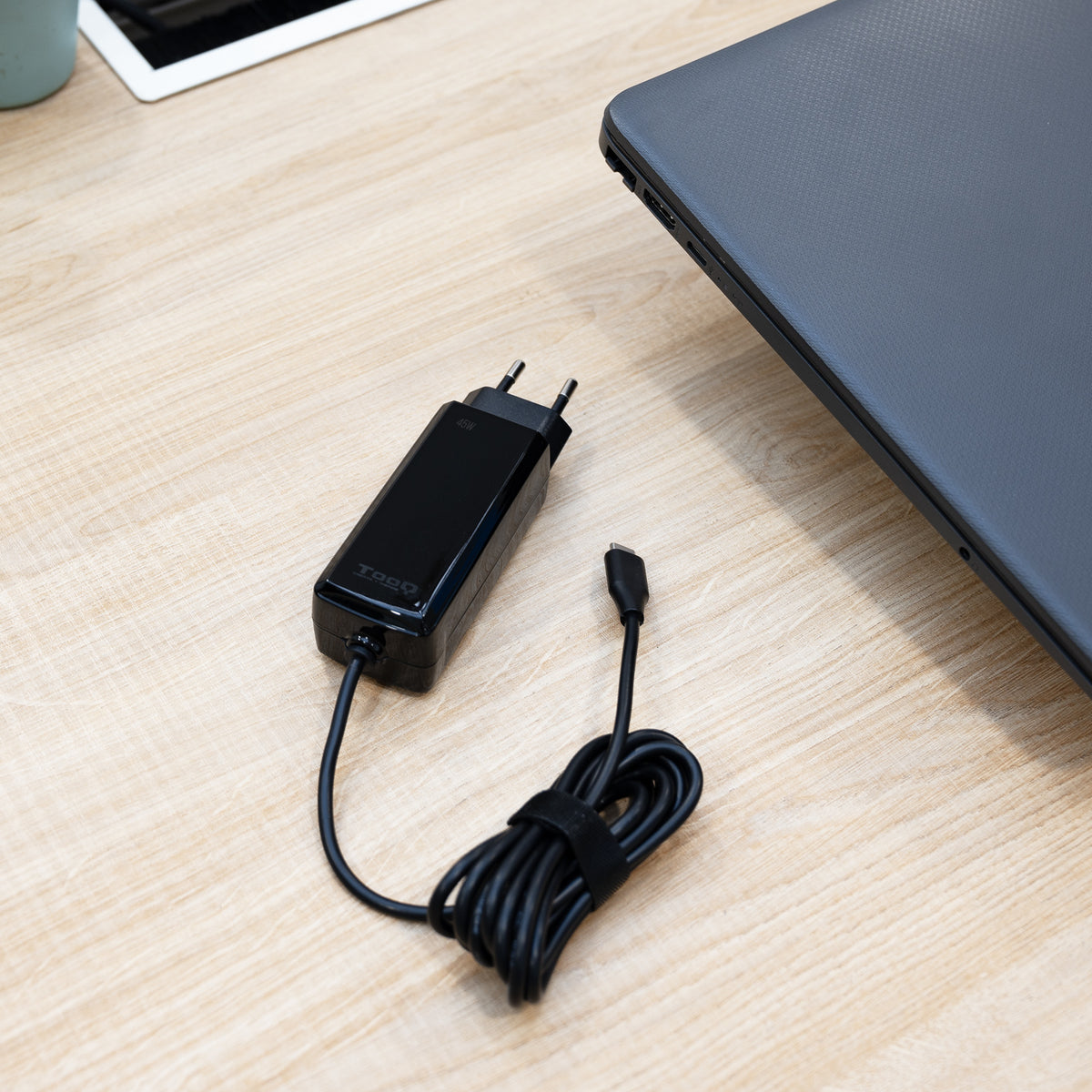 Carregador para Portátil Tooq GAN USB-C PD 45W Cúbico - imagem 8