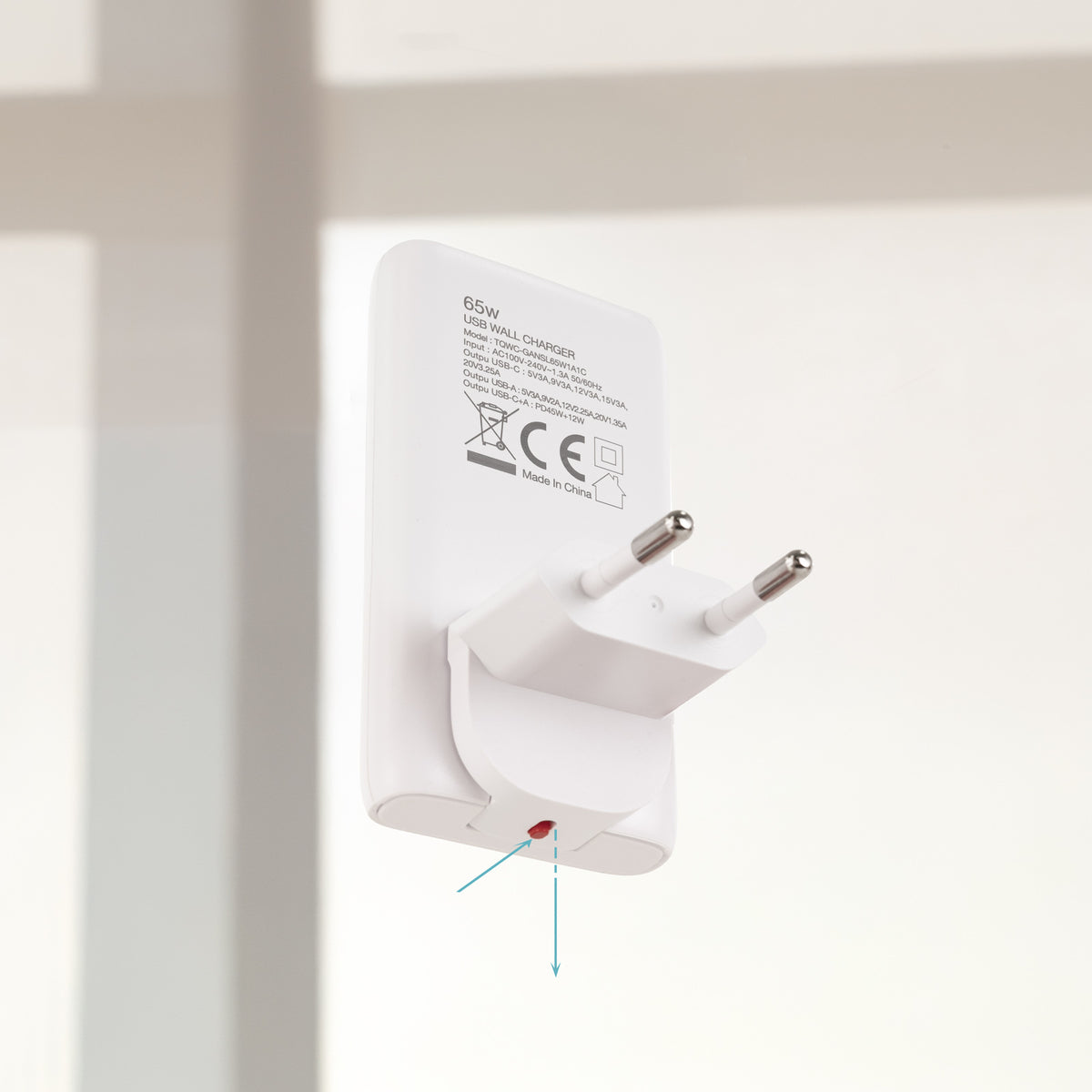 Carregador de Parede Tooq GAN USB-C/PD + USB-A/QC 65W - imagem 7