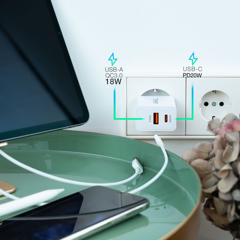 Tooq Carregador de Parede doble USB-C PD+ USB A - imagem 4