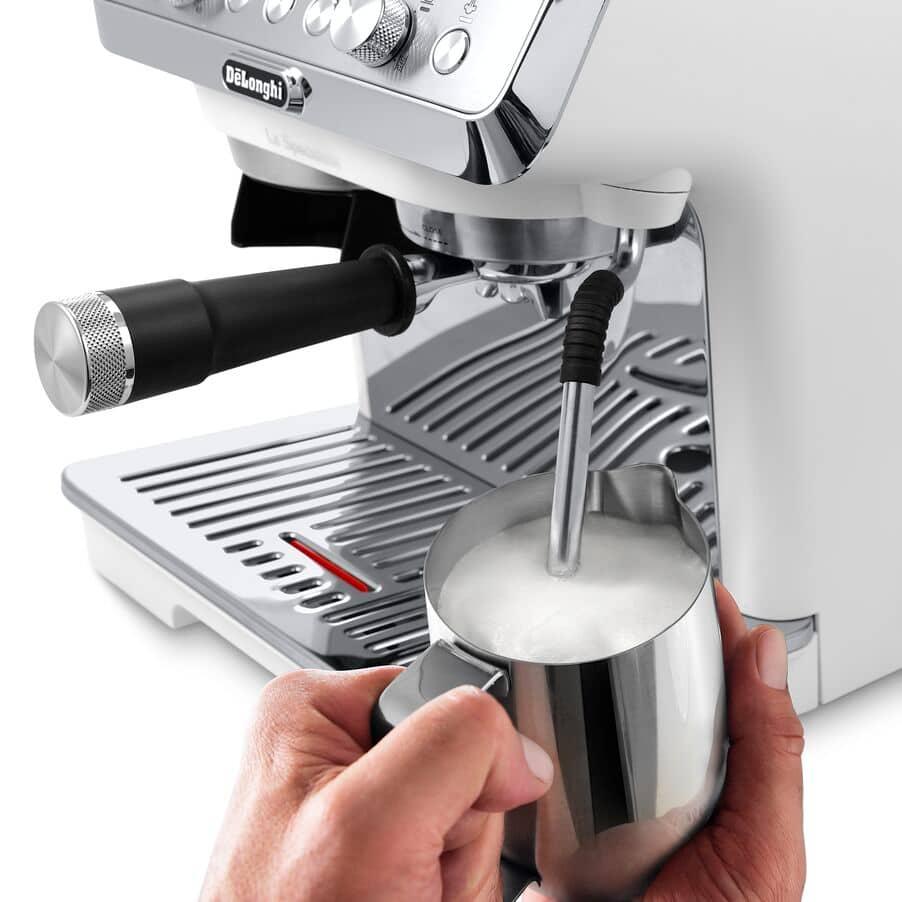 Máquina de Café De’Longhi a Specialista Arte / EC9155.W branco - imagem 12