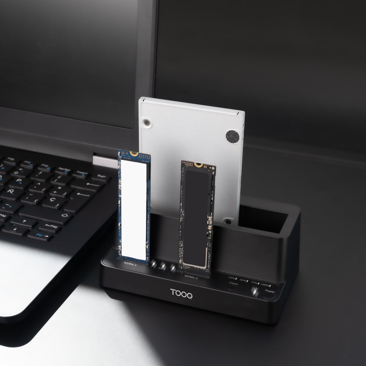 Caixa para Disco Tooq DockStation 2xSSD M.2NVMe+SATA 2.5/3.5 Clone - imagem 5