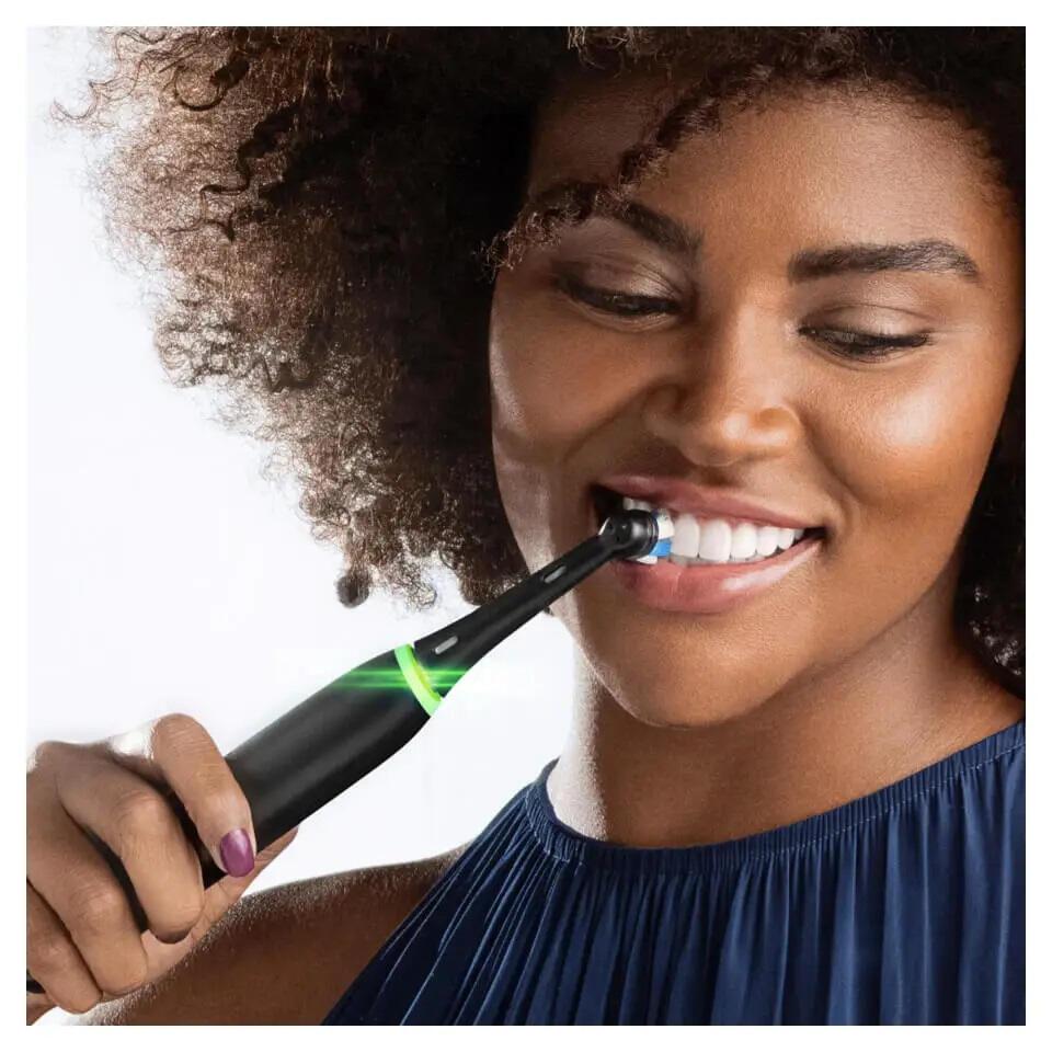 Escova de Dentes Elétrica Oral-B iO5 / 415107 preto - imagem 5