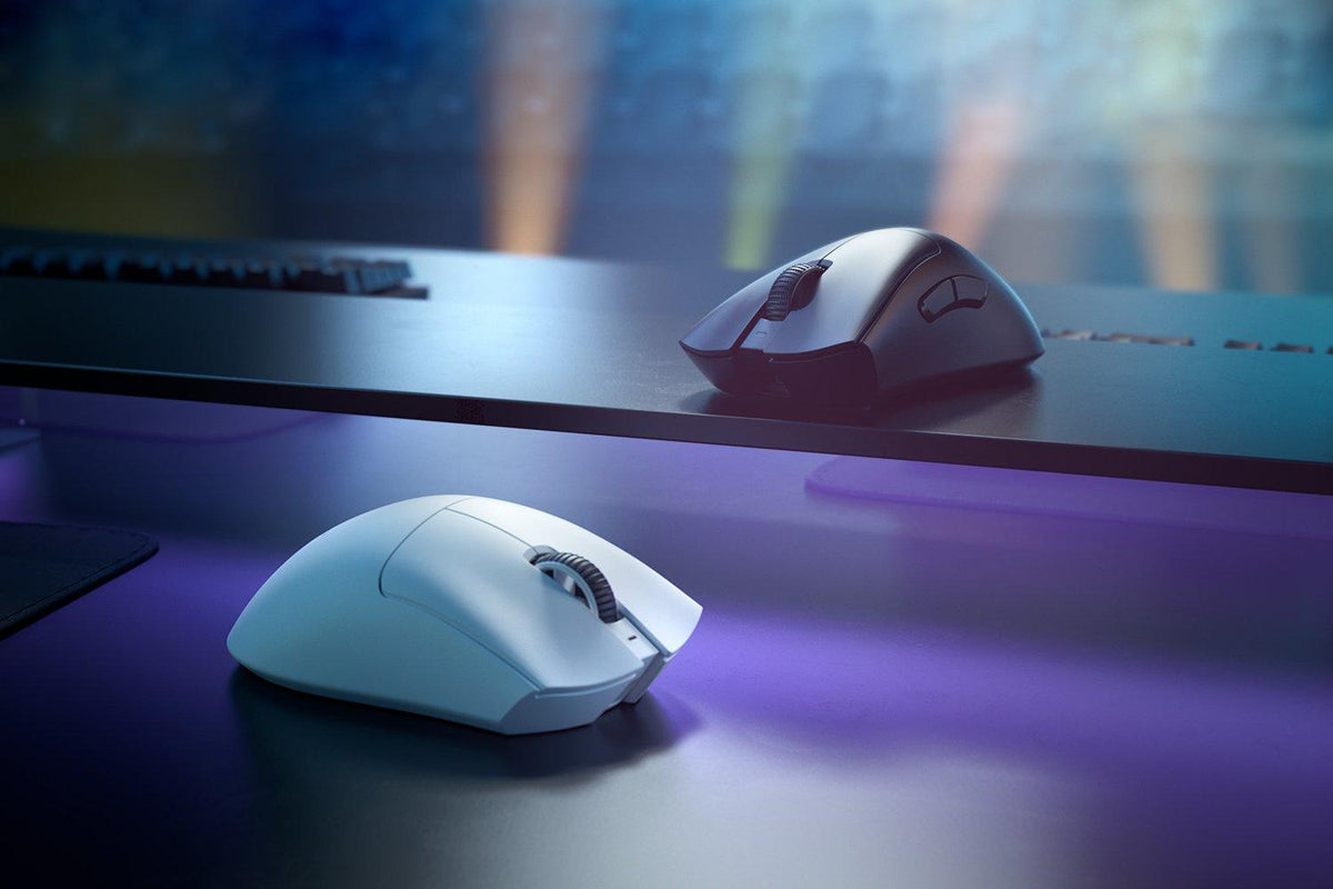 Rato Razer DeathAdder V3 Pro / RZ01-04630200-R3G1 branco - imagem 3