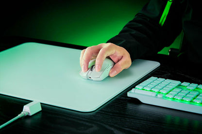 Rato Razer Viper V3 Pro / RZ01-05120200-R3G1 branco - imagem 8