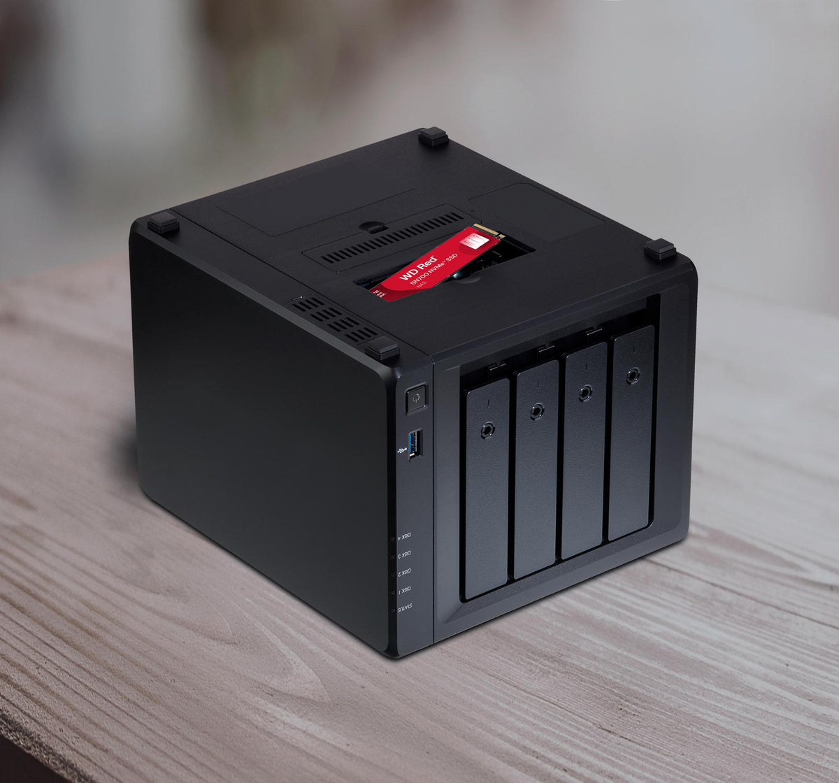 Disco SSD Western Digital M.2 SN700 2TB / WDS200T1R0C vermelho - imagem 6